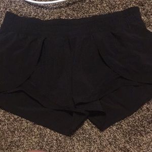 Lululemon shorts size 10